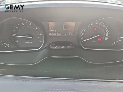 Photo 19 Peugeot 2008  PureTech 82ch S&S BVM5