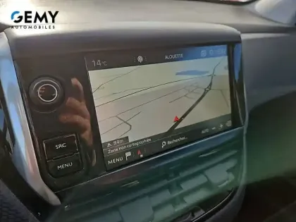 Photo 21 Peugeot 2008  PureTech 82ch S&S BVM5