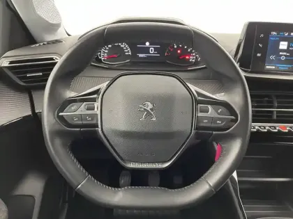 Photo 22 Peugeot 208  PureTech 75 S&S BVM5