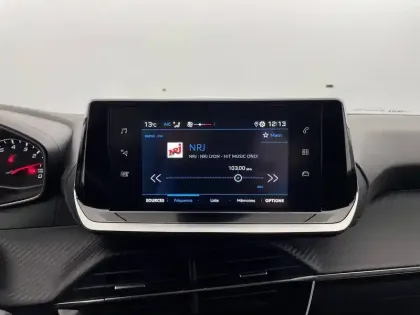 Photo 19 Peugeot 208  PureTech 75 S&S BVM5