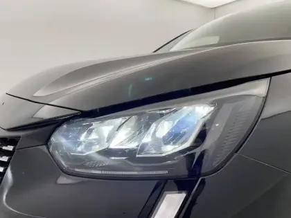 Photo 32 Peugeot 208  PureTech 75 S&S BVM5