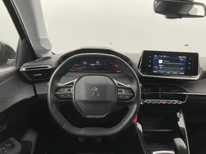 Photo 21 Peugeot 208  PureTech 75 S&S BVM5
