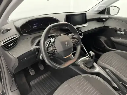 Photo 30 Peugeot 208  PureTech 75 S&S BVM5