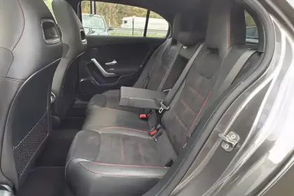 Photo 9 Mercedes Classe A  200 7G-DCT