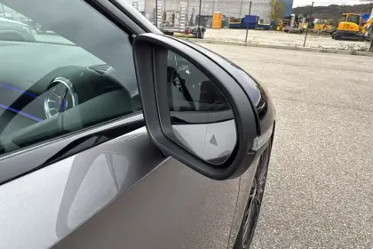 Photo 33 Mercedes Classe A  200 7G-DCT