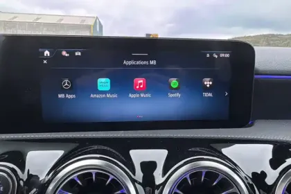 Photo 27 Mercedes Classe A  200 7G-DCT