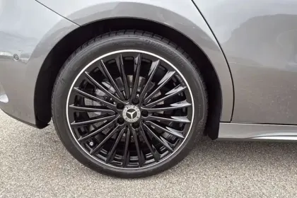 Photo 12 Mercedes Classe A  200 7G-DCT