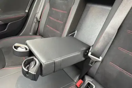 Photo 32 Mercedes Classe A  200 7G-DCT