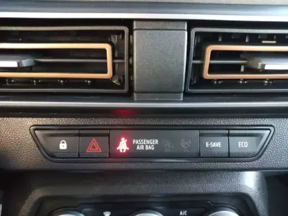 Photo 38 Dacia Jogger  Hybrid 140 7 places GSR2