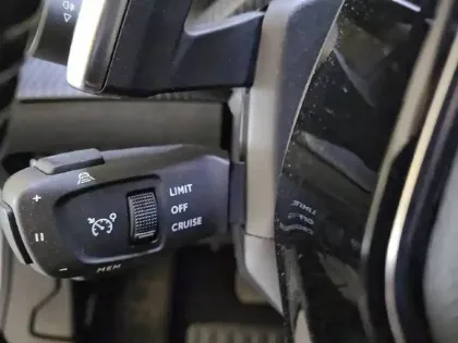 Photo 26 Peugeot 2008  PureTech 130 S&S EAT8