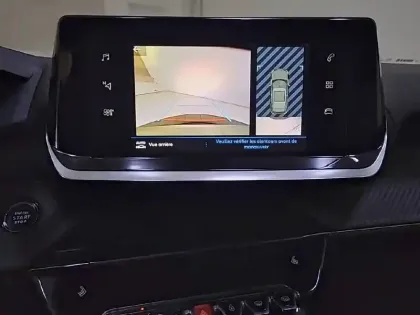 Photo 19 Peugeot 2008  PureTech 130 S&S EAT8