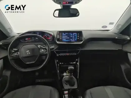 Photo 7 Peugeot 2008  PureTech 130 S&S BVM6