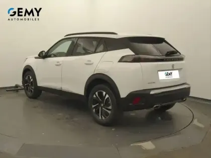 Photo 6 Peugeot 2008  PureTech 130 S&S BVM6