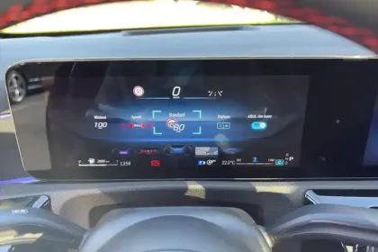 Photo 23 Mercedes Classe A  180 d 8G-DCT