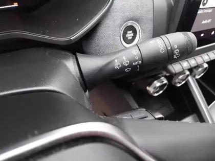 Photo 10 Renault Clio  TCe 90 ch GSR2