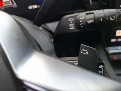 Photo 38 Renault Megane  E-Tech 220 ch autonomie confort GSR2