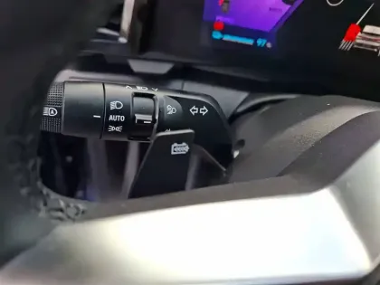 Photo 42 Renault Megane  E-Tech 220 ch autonomie confort GSR2