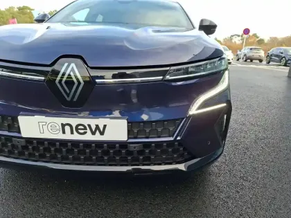 Photo 10 Renault Megane  E-Tech 220 ch autonomie confort GSR2