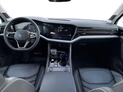 Photo 31 Volkswagen Touareg  3.0 V6 eHybrid 381ch Tiptronic 8 4Motion