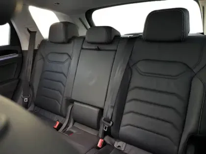 Photo 34 Volkswagen Touareg  3.0 V6 eHybrid 381ch Tiptronic 8 4Motion