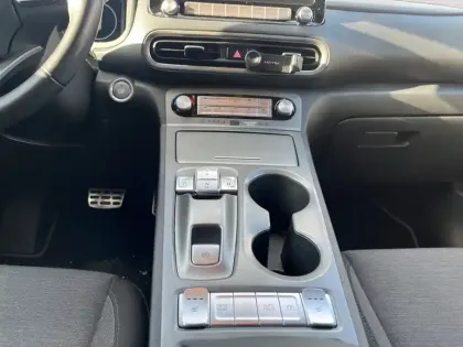 Photo 10 Hyundai Kona  Electrique 64 kWh - 204 ch