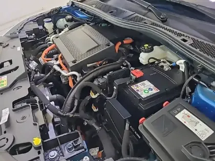 Photo 14 Peugeot 208  Electrique 50 kWh 136ch