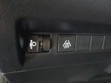 Photo 30 Peugeot 208  Electrique 50 kWh 136ch