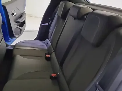 Photo 11 Peugeot 208  Electrique 50 kWh 136ch