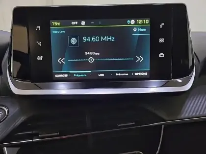 Photo 19 Peugeot 208  Electrique 50 kWh 136ch