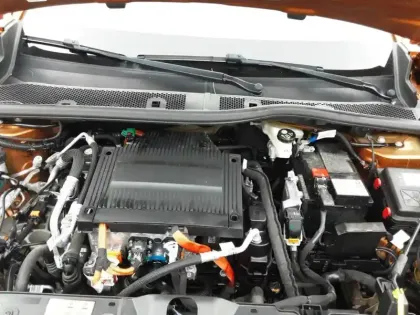 Photo 34 Peugeot 2008  Electrique 136 ch