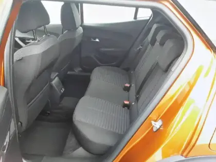 Photo 36 Peugeot 2008  Electrique 136 ch