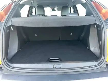 Photo 13 Peugeot 2008  PureTech 130 S&S EAT8