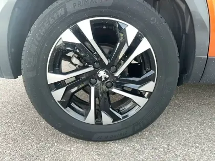 Photo 22 Peugeot 2008  PureTech 130 S&S EAT8