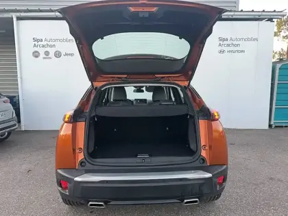 Photo 6 Peugeot 2008  PureTech 130 S&S EAT8