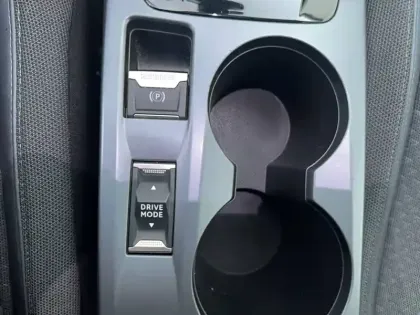 Photo 29 Peugeot 2008  PureTech 130 S&S EAT8