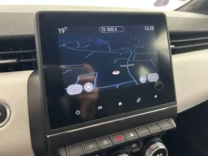 Photo 23 Renault Clio  E-Tech 140 - 21N