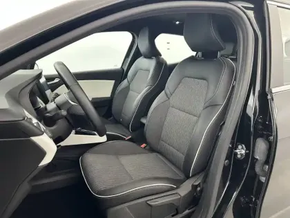 Photo 8 Renault Clio  E-Tech 140 - 21N