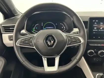 Photo 14 Renault Clio  E-Tech 140 - 21N