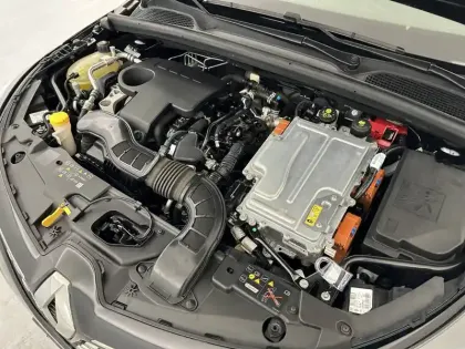 Photo 21 Renault Clio  E-Tech 140 - 21N