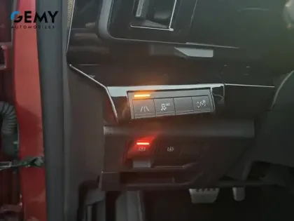 Photo 12 Renault Austral  E-Tech hybrid 200