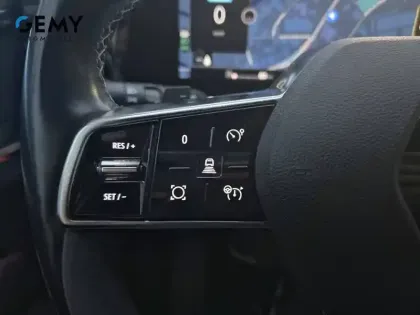 Photo 16 Renault Austral  E-Tech hybrid 200