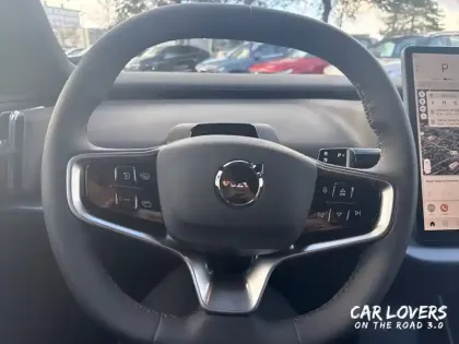 Photo 10 Volvo Ex30  Single Extended Range 272 ch 1EDT