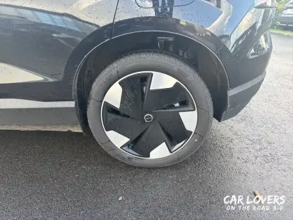 Photo 7 Volvo Ex30  Single Extended Range 272 ch 1EDT