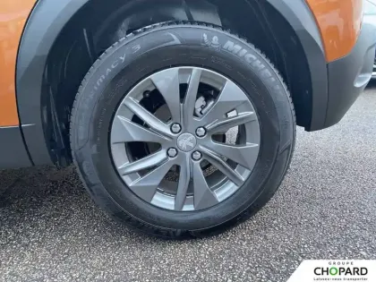 Photo 10 Peugeot 2008  PureTech 100 S&S BVM6