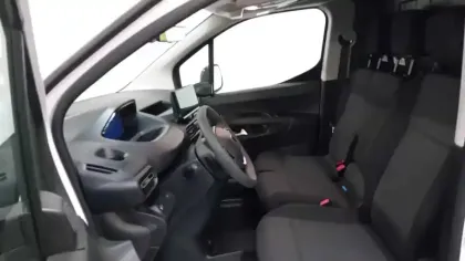 Photo 5 Peugeot Partner  FOURGON M 650 KG BLUEHDI 130 S&S EAT8