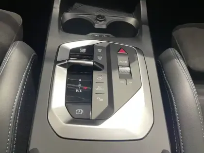 Photo 7 BMW Serie 1 120 170 ch DKG7