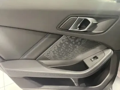 Photo 28 BMW Serie 1 120 170 ch DKG7