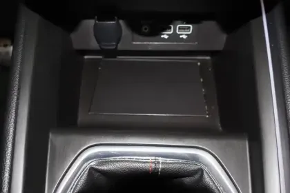 Photo 35 Renault Clio  TCe 140 - 21