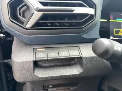 Photo 29 Dacia Duster  Hybrid 140