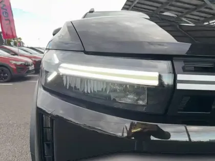 Photo 69 Dacia Duster  Hybrid 140